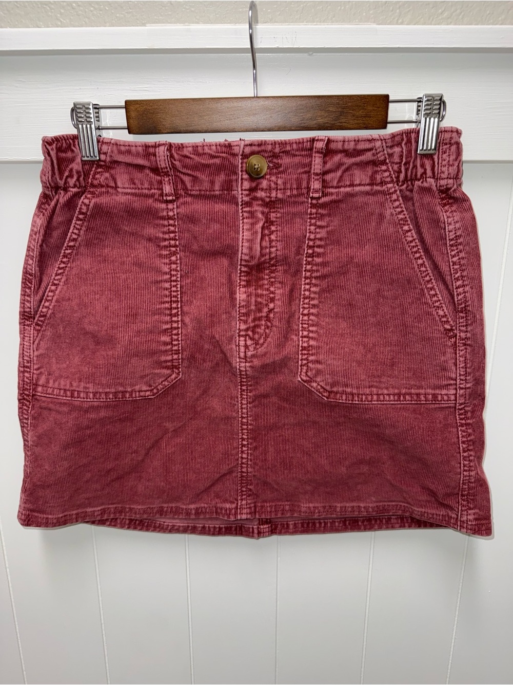 American Eagle Super Stretch Corduroy Mini Skirt Size 4 Dusty Rose Utility